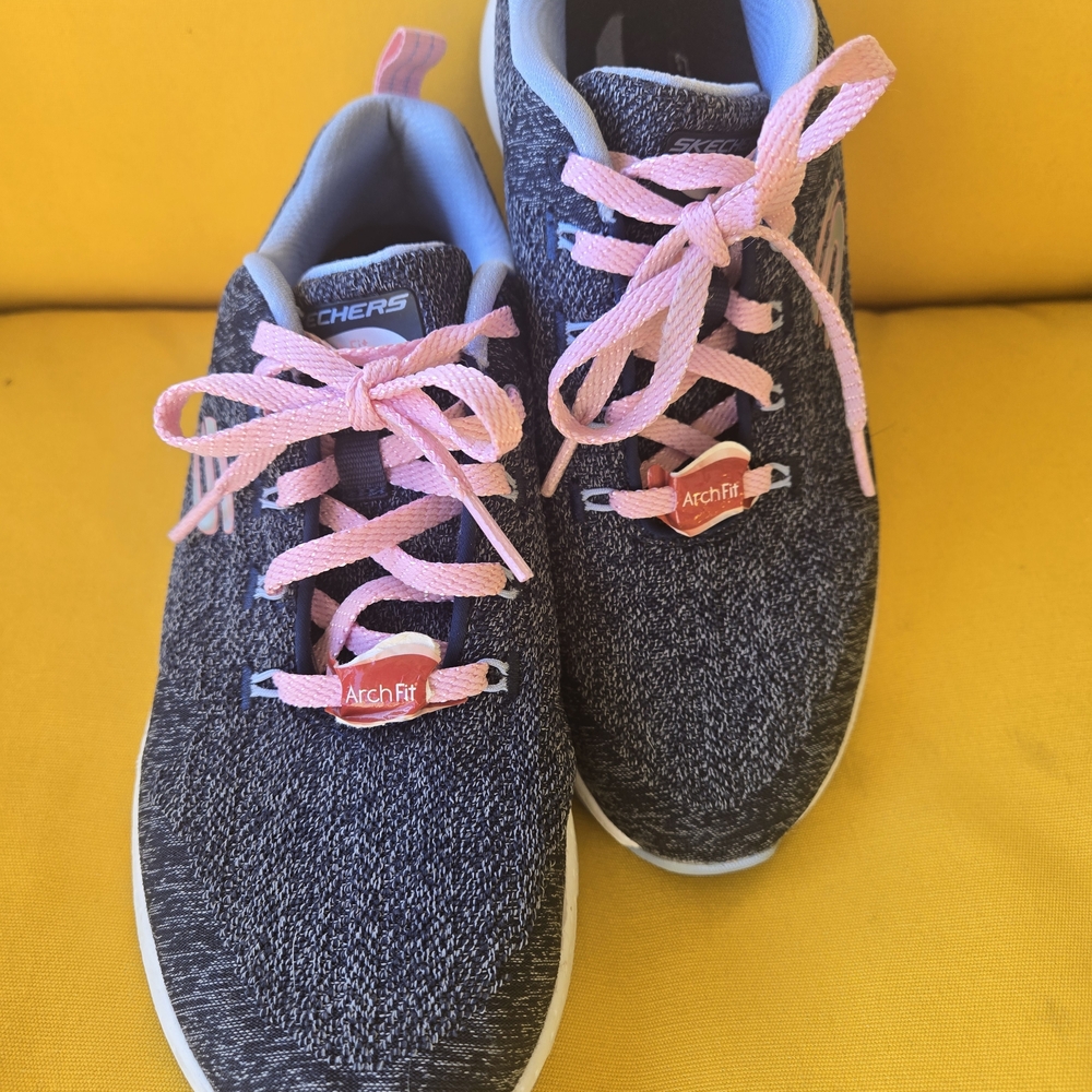 Skechers Womens Navy and Pink Arch Fit Shoes